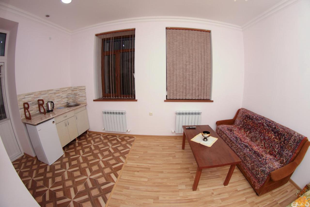 Vanand Guest House Гюмри Экстерьер фото