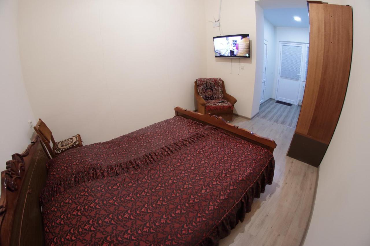 Vanand Guest House Гюмри Экстерьер фото